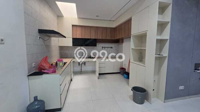 Jual Rumah Strategis Bagus Punya 2 KT di Pamulang Tangerang Selatan SHM Jual Rumah Strategis Bagus Punya 2 KT di Pamulang Tangerang Selatan SHM