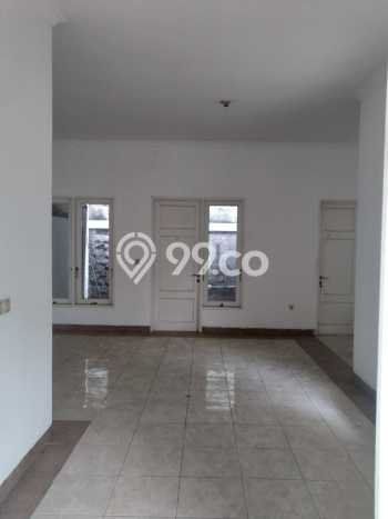 Rumah Luas Asri 4 KT Siap Pakai di Gading Serpong Tangerang Rumah Luas Asri 4 KT Siap Pakai di Gading Serpong Tangerang