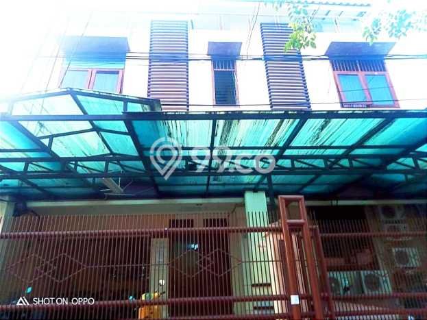 For Sale! Luxury House LT 243m2 Desain Modern di Grogol For Sale! Luxury House LT 243m2 Desain Modern di Grogol