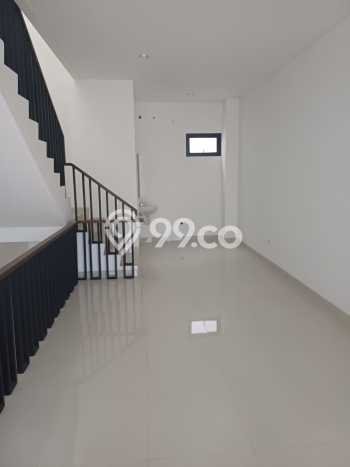 For Rent Ruko Premium Kawasan BSD, Luas 54m2m², Jalan Utama For Rent Ruko Premium Kawasan BSD, Luas 54m2m², Jalan Utama
