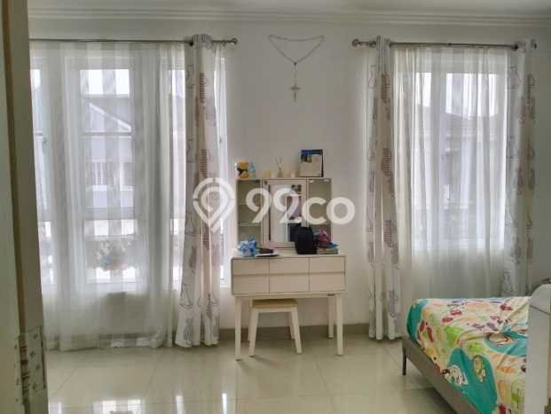 Rumah Eksklusif di Gading Serpong, Tangerang, LT 120m2m² Bangunan 150m2m² Rumah Eksklusif di Gading Serpong, Tangerang, LT 120m2m² Bangunan 150m2m²