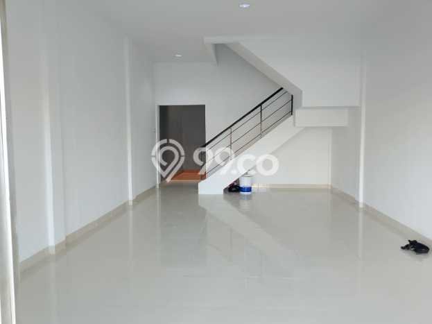 Jual Ruko Kawasan Strategis di , Luas 95m2m², Jalan Utama Jual Ruko Kawasan Strategis di , Luas 95m2m², Jalan Utama