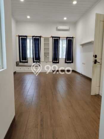 For Sale! Premium House LT 251m2 Desain Modern di Semanan For Sale! Premium House LT 251m2 Desain Modern di Semanan