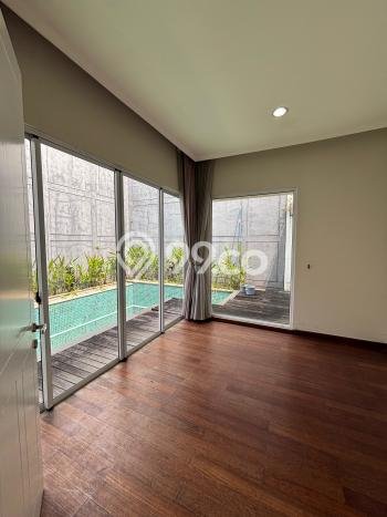 Jual Rumah Murah Meriah BSD Punya 5 Kamar & LT 250m2 Jual Rumah Murah Meriah BSD Punya 5 Kamar & LT 250m2