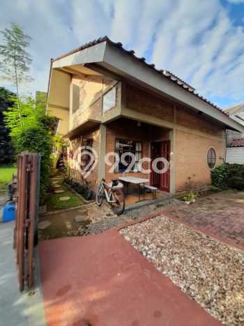 Rumah Modern 3 KT di Lippo Karawaci Tangerang Semi Furnished Rumah Modern 3 KT di Lippo Karawaci Tangerang Semi Furnished