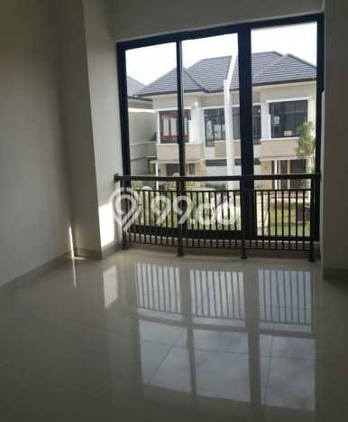 For Sale Hunian Rumah Nyaman 3 Kamar di BSD, Tangerang For Sale Hunian Rumah Nyaman 3 Kamar di BSD, Tangerang
