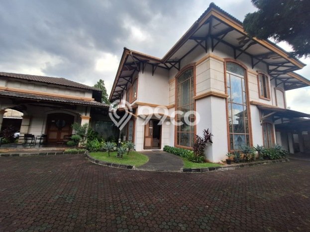 For Sale! Luxury House LT 2630m2 Desain Elegan di Kebagusan For Sale! Luxury House LT 2630m2 Desain Elegan di Kebagusan