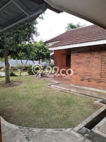 For Sale Rumah Mewah Exclusive di Pamulang, Tangerang Selatan For Sale Rumah Mewah Exclusive di Pamulang, Tangerang Selatan