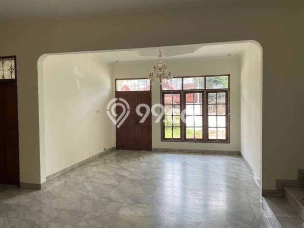 Hunian Eksklusif Dijual LT 379m2 di Kebayoran Baru, Jakarta Selatan Hunian Eksklusif Dijual LT 379m2 di Kebayoran Baru, Jakarta Selatan