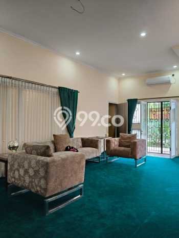 Ready to Use! Luxury House LT 198m2 Desain Modern di BSD City Ready to Use! Luxury House LT 198m2 Desain Modern di BSD City