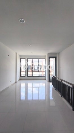 Kavling Tanah untuk Disewa di BSD City Lahan Luas 40m2 Kavling Tanah untuk Disewa di BSD City Lahan Luas 40m2