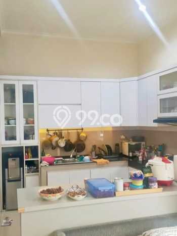 For Sale Hunian Rumah Terawat 4 KT di BSD City, Tangerang For Sale Hunian Rumah Terawat 4 KT di BSD City, Tangerang