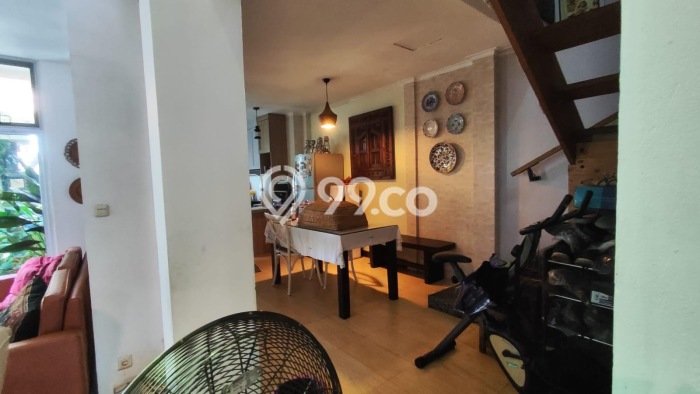 Dijual Rumah Mewah Elegan Dengan View Eksklusif di Lippo Karawaci, Tangerang Dijual Rumah Mewah Elegan Dengan View Eksklusif di Lippo Karawaci, Tangerang