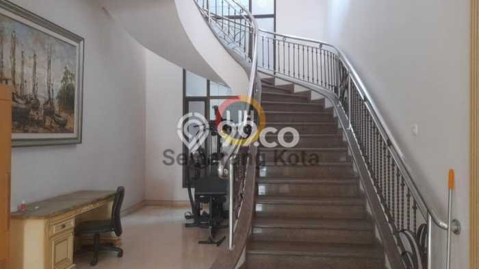 For Sale Rumah Mewah Exclusive di Gajah Mungkur, Semarang For Sale Rumah Mewah Exclusive di Gajah Mungkur, Semarang