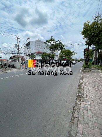 Ruko Disewakan di Area Ramai Semarang Timur, Semarang Ruko Disewakan di Area Ramai Semarang Timur, Semarang