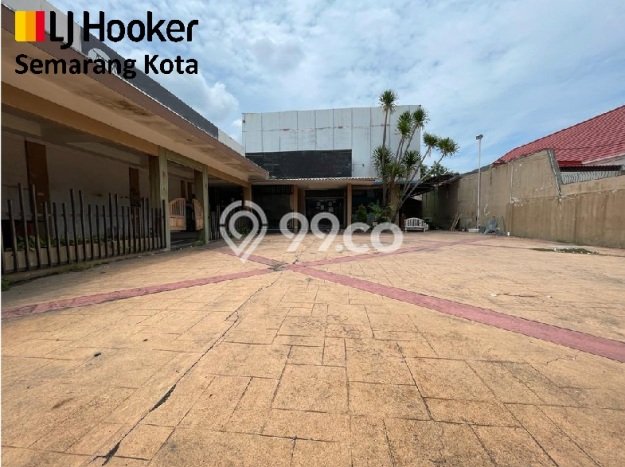 Ruko Disewakan di Area Ramai Semarang Timur, Semarang Ruko Disewakan di Area Ramai Semarang Timur, Semarang