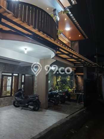 Rumah Modern 5 Kamar LT 143m2 di Cikutra Rumah Modern 5 Kamar LT 143m2 di Cikutra
