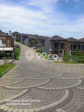 Rumah Luas Asri 2 KT Siap Pakai di Dago Bandung Rumah Luas Asri 2 KT Siap Pakai di Dago Bandung