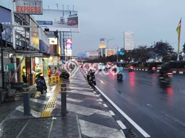 Dijual Tanah Lokasi Margonda, Depok Seluas 12000m2 Dijual Tanah Lokasi Margonda, Depok Seluas 12000m2