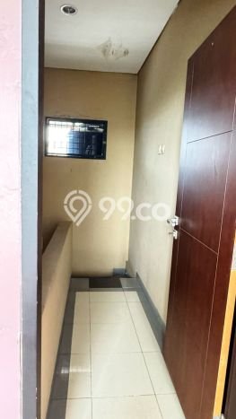 Rumah Strategis Modern Lb 90m2 di Pondok Aren, Tangerang Selatan Rumah Strategis Modern Lb 90m2 di Pondok Aren, Tangerang Selatan
