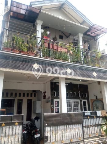 Rumah Luas Asri 4 KT Siap Pakai di Sukmajaya Depok Rumah Luas Asri 4 KT Siap Pakai di Sukmajaya Depok
