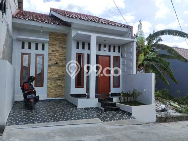 Rumah Modern Cantik 2 Kamar Bisa Langsung Pindah di Limo Rumah Modern Cantik 2 Kamar Bisa Langsung Pindah di Limo