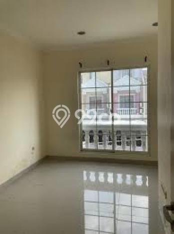 Disewakan Rumah Harga Terjangkau di Green Lake City Jakarta Barat dengan 2 Kamar Tidur Disewakan Rumah Harga Terjangkau di Green Lake City Jakarta Barat dengan 2 Kamar Tidur
