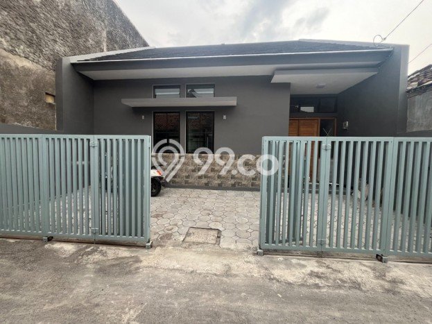 Rumah Modern 3 Kamar LT 117m2 di Nologaten Rumah Modern 3 Kamar LT 117m2 di Nologaten