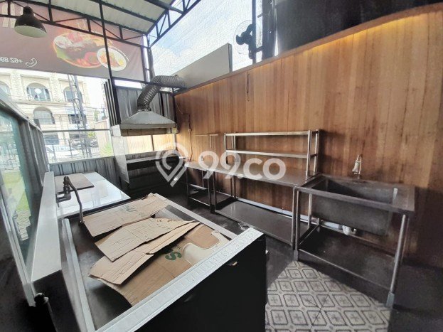 INVESTASI MENGUNTUNGKAN! Ruko di Depok, Luas 340m², Nilai Profit Tinggi INVESTASI MENGUNTUNGKAN! Ruko di Depok, Luas 340m², Nilai Profit Tinggi