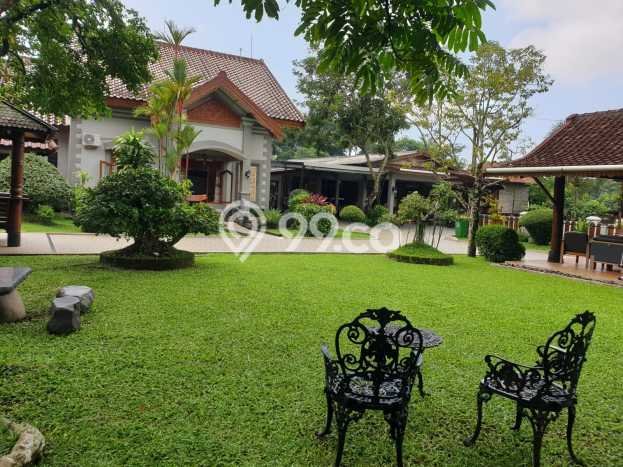 Dijual Vila di Pakem, Area 2000m2m², Lingkungan Asri Dijual Vila di Pakem, Area 2000m2m², Lingkungan Asri