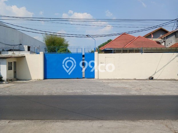 Unit Gudang Dijual di Surakarta LT 5898m2 & LB 3000m2 Unit Gudang Dijual di Surakarta LT 5898m2 & LB 3000m2