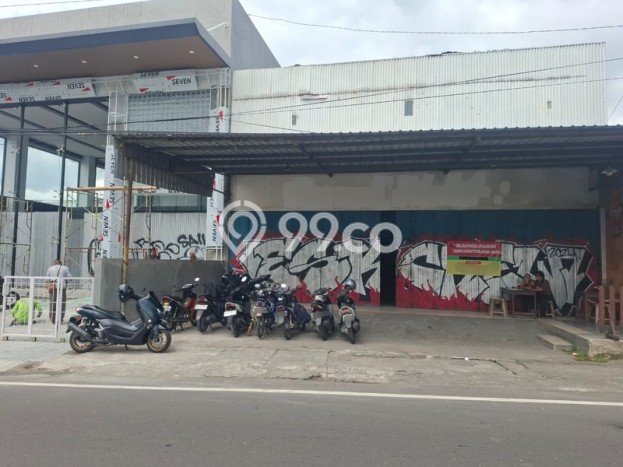 Untuk Disewa Komersial di Tegalrejo Yogyakarta LT 250m2, LB 210m2 Untuk Disewa Komersial di Tegalrejo Yogyakarta LT 250m2, LB 210m2