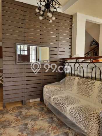 Rumah Modern 4 KT di BSD Tangerang Full Furnished Rumah Modern 4 KT di BSD Tangerang Full Furnished