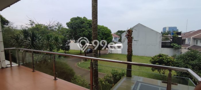 Rumah Elit LB 500m2 Siap Pakai Desain Elegan di BSD Foresta, Tangerang Rumah Elit LB 500m2 Siap Pakai Desain Elegan di BSD Foresta, Tangerang