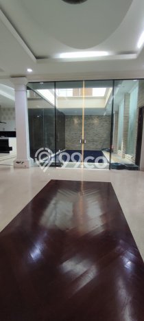 Rumah Elit LB 500m2 Siap Pakai Desain Elegan di BSD Foresta, Tangerang Rumah Elit LB 500m2 Siap Pakai Desain Elegan di BSD Foresta, Tangerang