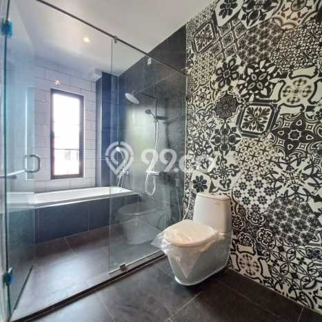 For Sale! Luxury House LT 300m2 Desain Elegan di Bintaro For Sale! Luxury House LT 300m2 Desain Elegan di Bintaro