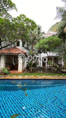 Rumah Elit Modern Tanpa Renovasi di Kemang Jakarta Selatan Rumah Elit Modern Tanpa Renovasi di Kemang Jakarta Selatan
