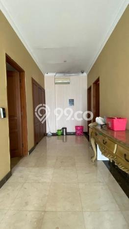 Rumah Elit Modern Tanpa Renovasi di Kemang Jakarta Selatan Rumah Elit Modern Tanpa Renovasi di Kemang Jakarta Selatan