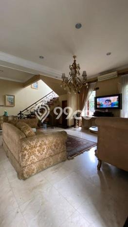 Rumah Elit Modern Tanpa Renovasi di Kemang Jakarta Selatan Rumah Elit Modern Tanpa Renovasi di Kemang Jakarta Selatan