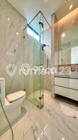Ready to Use! Premium House LT 782m2 Desain Elegan di BSD Bukit Golf Ready to Use! Premium House LT 782m2 Desain Elegan di BSD Bukit Golf