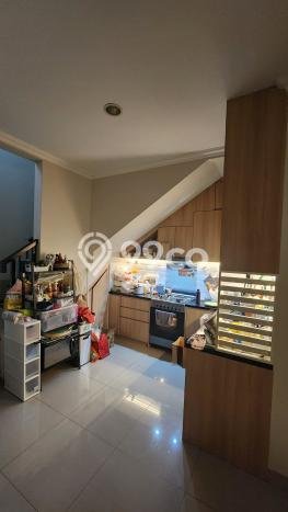 HOT LISTING! Rumah Untuk Investasi area , Luas 105m2m² LB 110m2m² HOT LISTING! Rumah Untuk Investasi area , Luas 105m2m² LB 110m2m²