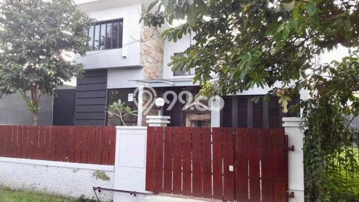 PENAWARAN TERBATAS! Rumah Berkualitas di , Luas 200m2m² LB 150m2m² PENAWARAN TERBATAS! Rumah Berkualitas di , Luas 200m2m² LB 150m2m²