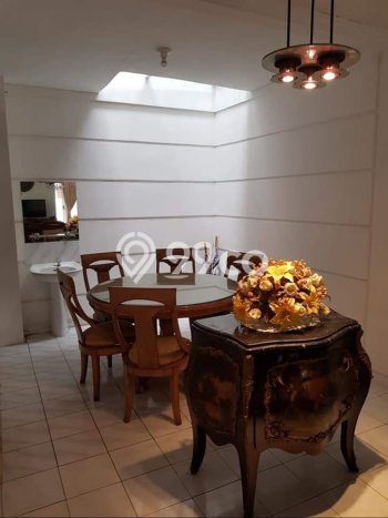 For Sale! Luxury House LT 220m2 Desain Elegan di Pondok Indah For Sale! Luxury House LT 220m2 Desain Elegan di Pondok Indah