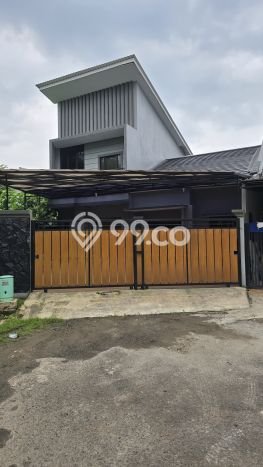 Rumah Luas Asri 4 KT Siap Pakai di BSD Tangerang Rumah Luas Asri 4 KT Siap Pakai di BSD Tangerang