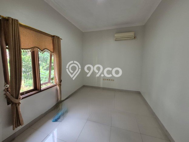 Rumah Luxury Modern Siap Huni di BSD Puspita Loka Tangerang Rumah Luxury Modern Siap Huni di BSD Puspita Loka Tangerang