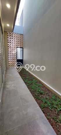 Rumah Elit LB 280m2 Siap Pakai Desain Elegan di BSD Foresta, Tangerang Rumah Elit LB 280m2 Siap Pakai Desain Elegan di BSD Foresta, Tangerang