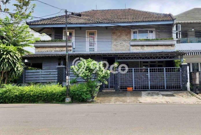 Ready to Use! Luxury House LT 198m2 Desain Elegan di Bintaro Ready to Use! Luxury House LT 198m2 Desain Elegan di Bintaro