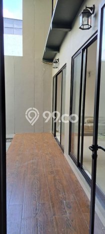 Rumah Luxury Modern Tanpa Renovasi di BSD Puspita Loka Tangerang Rumah Luxury Modern Tanpa Renovasi di BSD Puspita Loka Tangerang