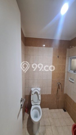 Jual Murah Rumah dengan 4 Kamar Tidur dan 3 Kamar Mandi di Area , Tangerang Jual Murah Rumah dengan 4 Kamar Tidur dan 3 Kamar Mandi di Area , Tangerang