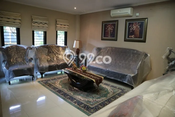 Siap Huni Rumah Mewah 5 Kamar di Ciputat Timur Dekat ke Mana Saja Siap Huni Rumah Mewah 5 Kamar di Ciputat Timur Dekat ke Mana Saja
